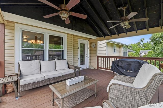 4 Cambourne Court, St Peters, MO 63376