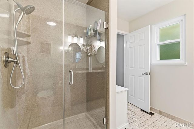 4 Cambourne Court, St Peters, MO 63376