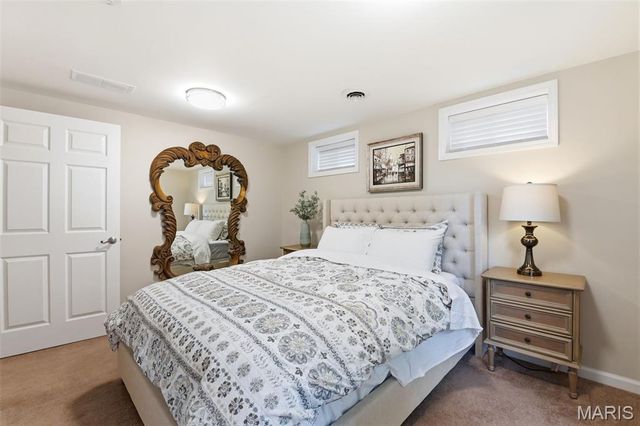 4 Cambourne Court, St Peters, MO 63376