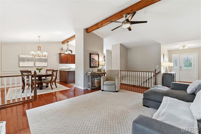 4 Cambourne Court, St Peters, MO 63376