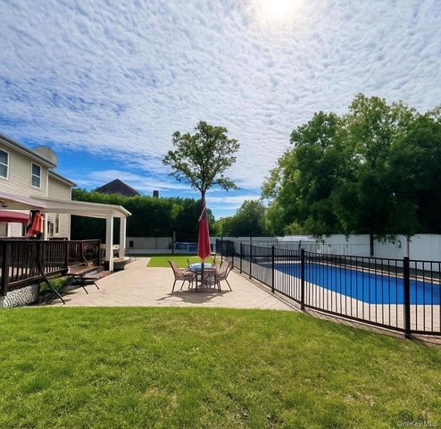 37 Howard Drive, Coram, NY 11727