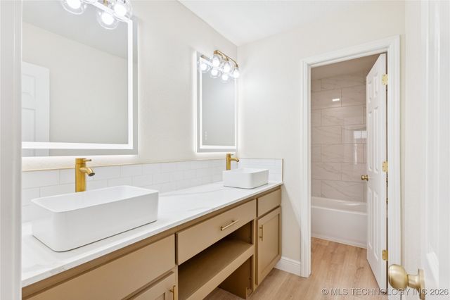 11229 S Nandina Avenue, Jenks, OK 74037