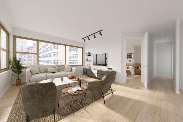 247 E Chestnut Street 2004, Chicago, IL 60611