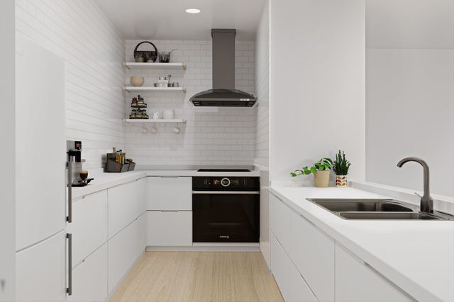 247 E Chestnut Street 2004, Chicago, IL 60611