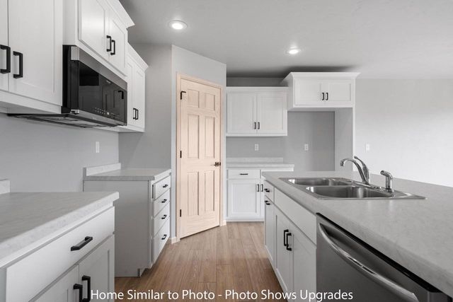 1731 BETTY JEAN LANE, Green Bay, WI 54313