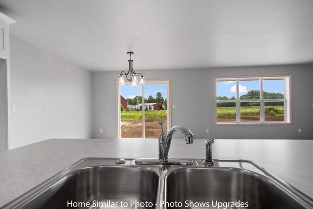 1731 BETTY JEAN LANE, Green Bay, WI 54313