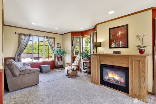 1048 Edgewater Lane, Lynden, WA 98264