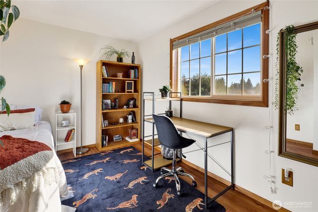 1048 Edgewater Lane, Lynden, WA 98264