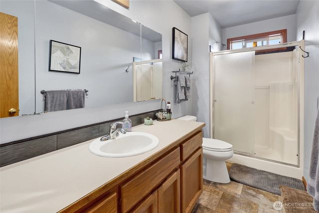 1048 Edgewater Lane, Lynden, WA 98264