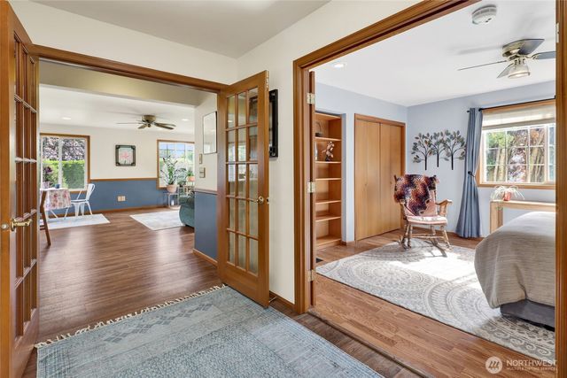 1048 Edgewater Lane, Lynden, WA 98264