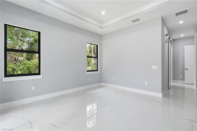 498 Wilson BLVD S, Naples, FL 34117