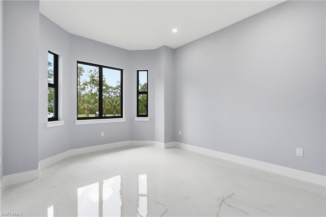 498 Wilson BLVD S, Naples, FL 34117
