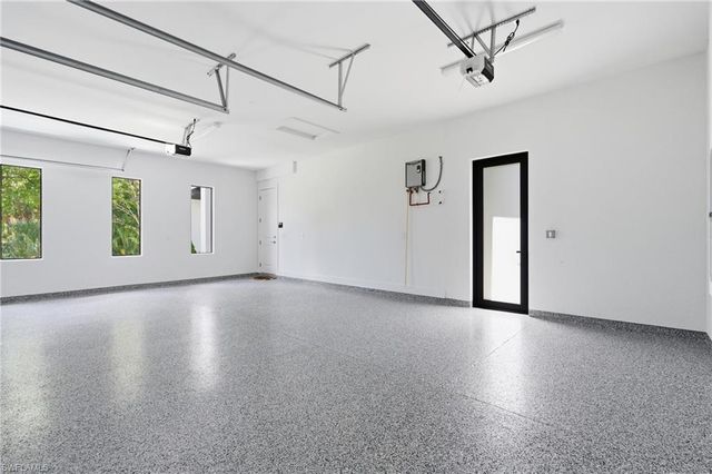 498 Wilson BLVD S, Naples, FL 34117