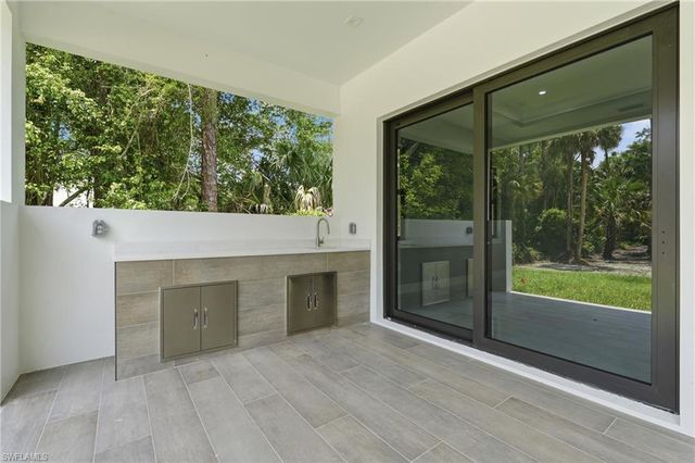 498 Wilson BLVD S, Naples, FL 34117