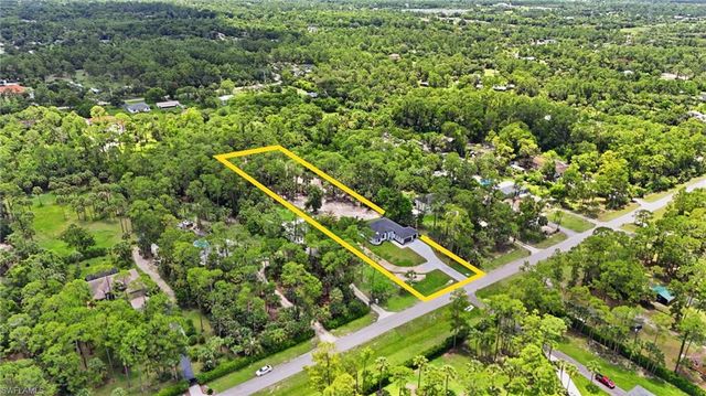 498 Wilson BLVD S, Naples, FL 34117