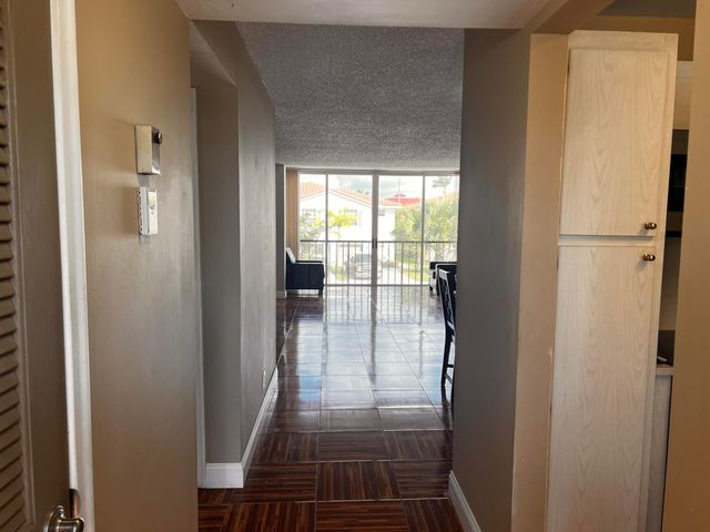 4070 Tivoli Court 202, Lake Worth, FL 33467