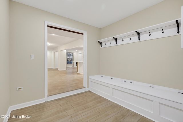 608 Iroquois Ave, Louisville, KY 40214