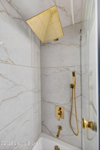 608 Iroquois Ave, Louisville, KY 40214