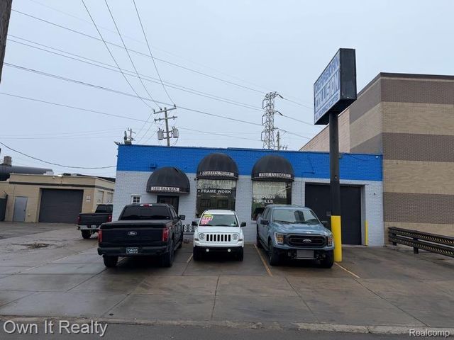 5410 Oakman Boulevard, Dearborn, MI 48126