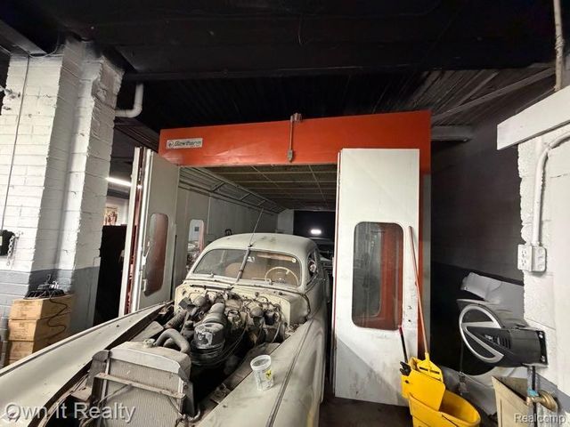 5410 Oakman Boulevard, Dearborn, MI 48126