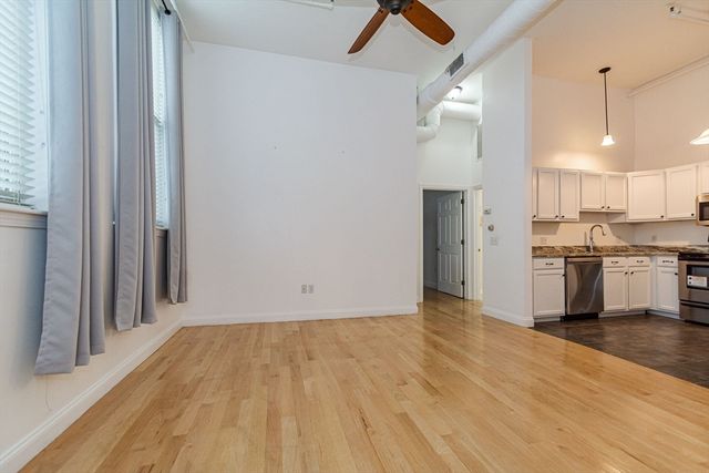 940 Main St 22, Tewksbury, MA 01876