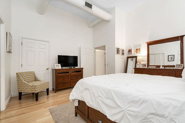 940 Main St 22, Tewksbury, MA 01876