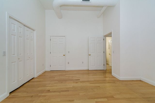 940 Main St 22, Tewksbury, MA 01876