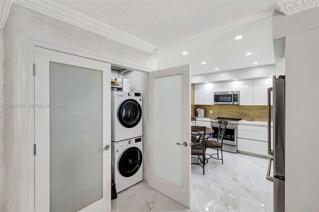 9801 Collins Ave 20T, Bal Harbour, FL 33154