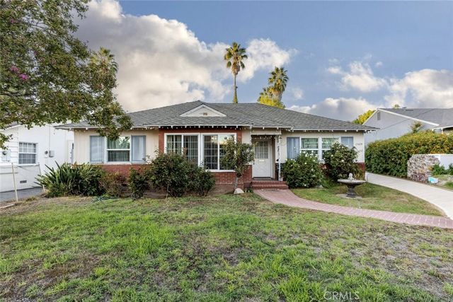 15439 Hart Street, Van Nuys, CA 91406