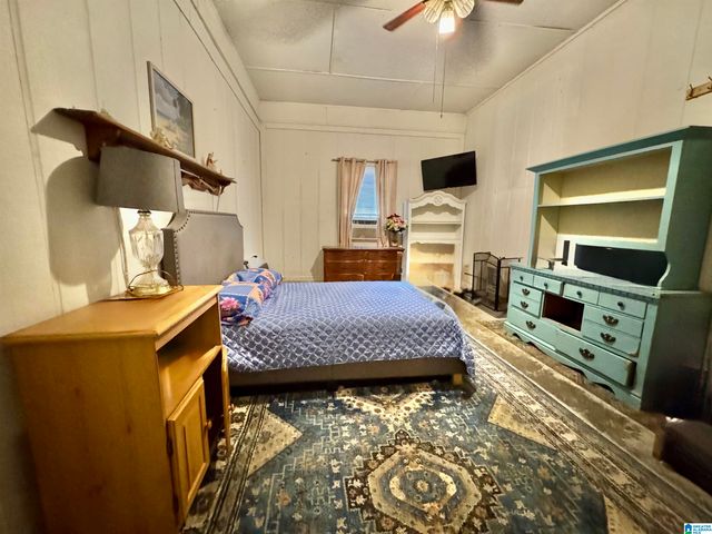 221 GEOFF LANE, Anniston, AL 36201