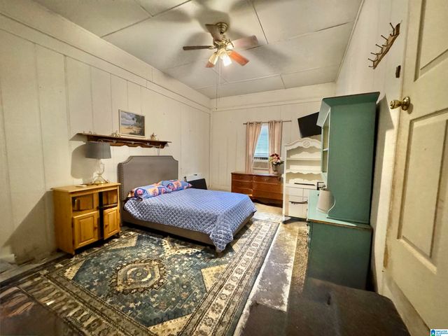 221 GEOFF LANE, Anniston, AL 36201