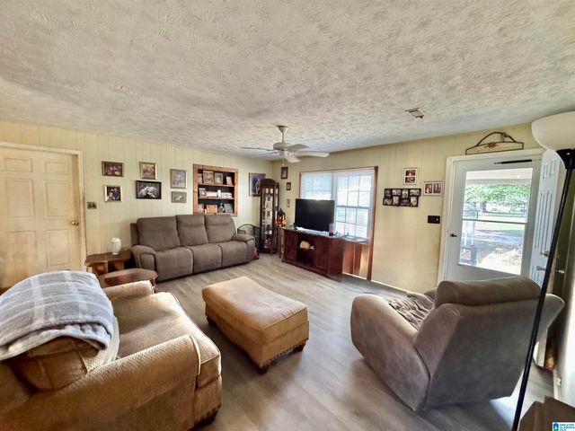 221 GEOFF LANE, Anniston, AL 36201