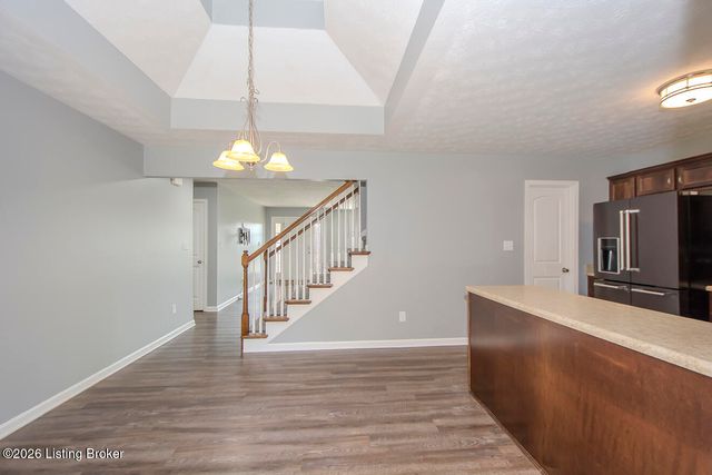 16420 Taunton Vale Rd, Louisville, KY 40245