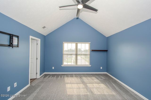 16420 Taunton Vale Rd, Louisville, KY 40245