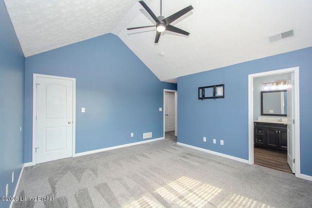 16420 Taunton Vale Rd, Louisville, KY 40245