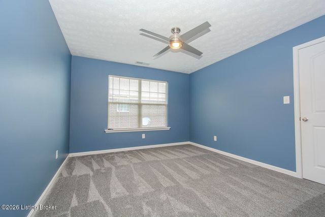 16420 Taunton Vale Rd, Louisville, KY 40245