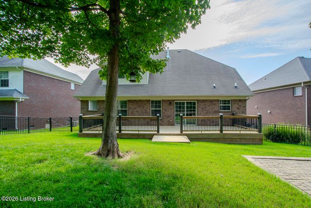 16420 Taunton Vale Rd, Louisville, KY 40245