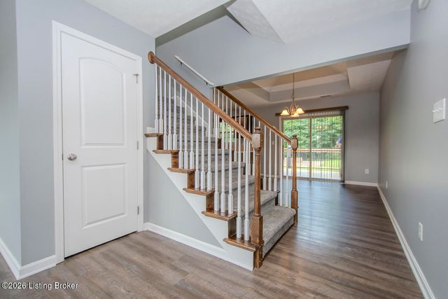 16420 Taunton Vale Rd, Louisville, KY 40245