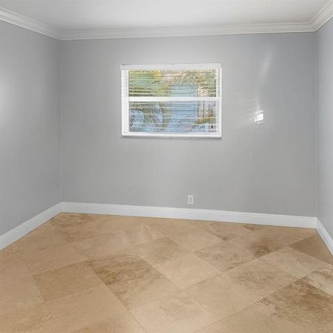 51 NE 24th Street 6, Wilton Manors, FL 33305