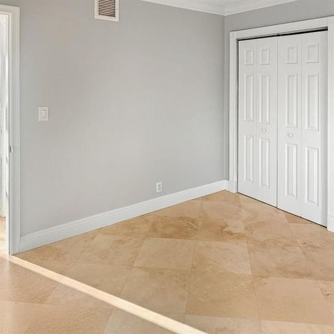 51 NE 24th Street 6, Wilton Manors, FL 33305