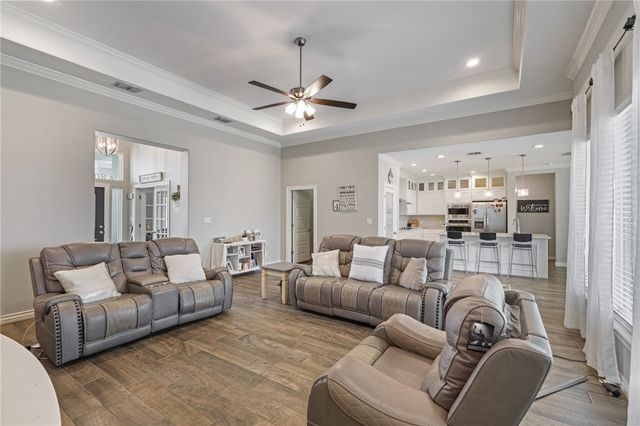 14230 Bowman Ct, Robstown, TX 78380