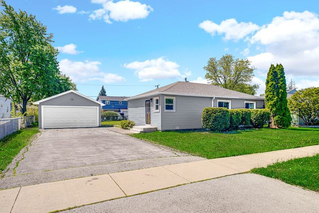 6409 W 85th Place, Burbank, IL 60459