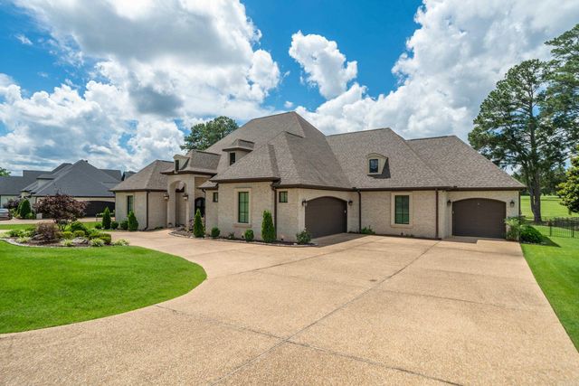 216 Arlington Park Court, Hot Springs, AR 71901