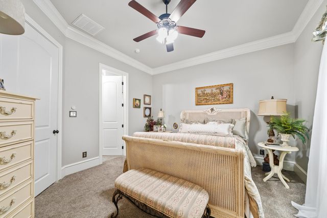 216 Arlington Park Court, Hot Springs, AR 71901