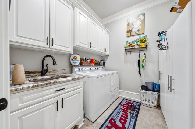 216 Arlington Park Court, Hot Springs, AR 71901