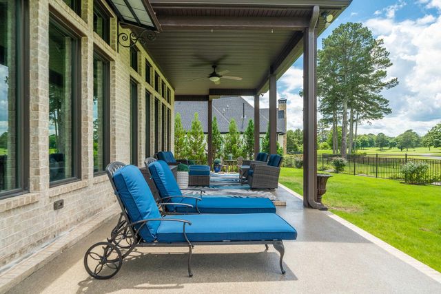 216 Arlington Park Court, Hot Springs, AR 71901
