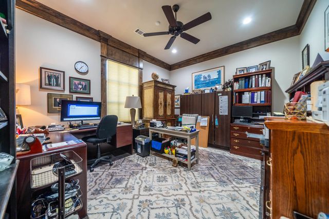 216 Arlington Park Court, Hot Springs, AR 71901