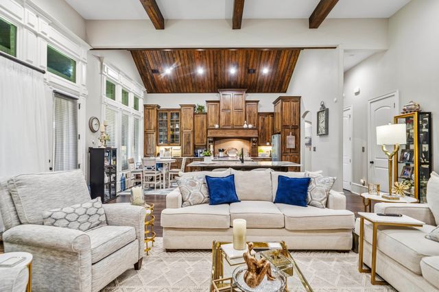 216 Arlington Park Court, Hot Springs, AR 71901
