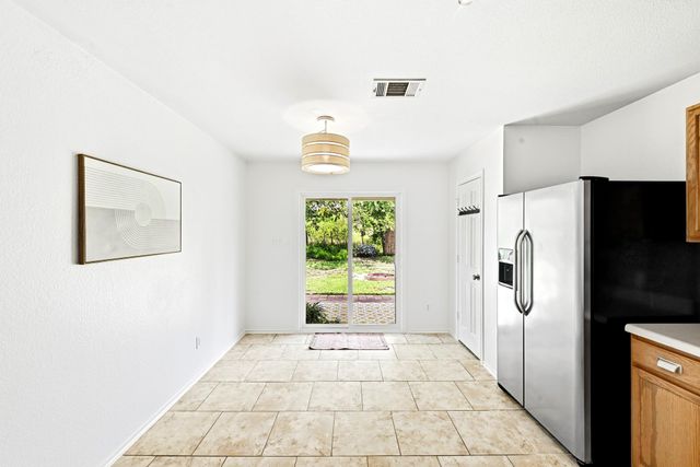 148 Pearl Lake DR, Kyle, TX 78640