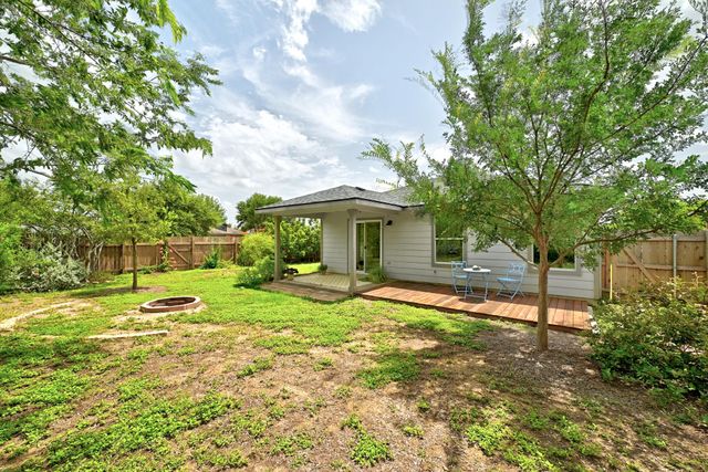 148 Pearl Lake DR, Kyle, TX 78640